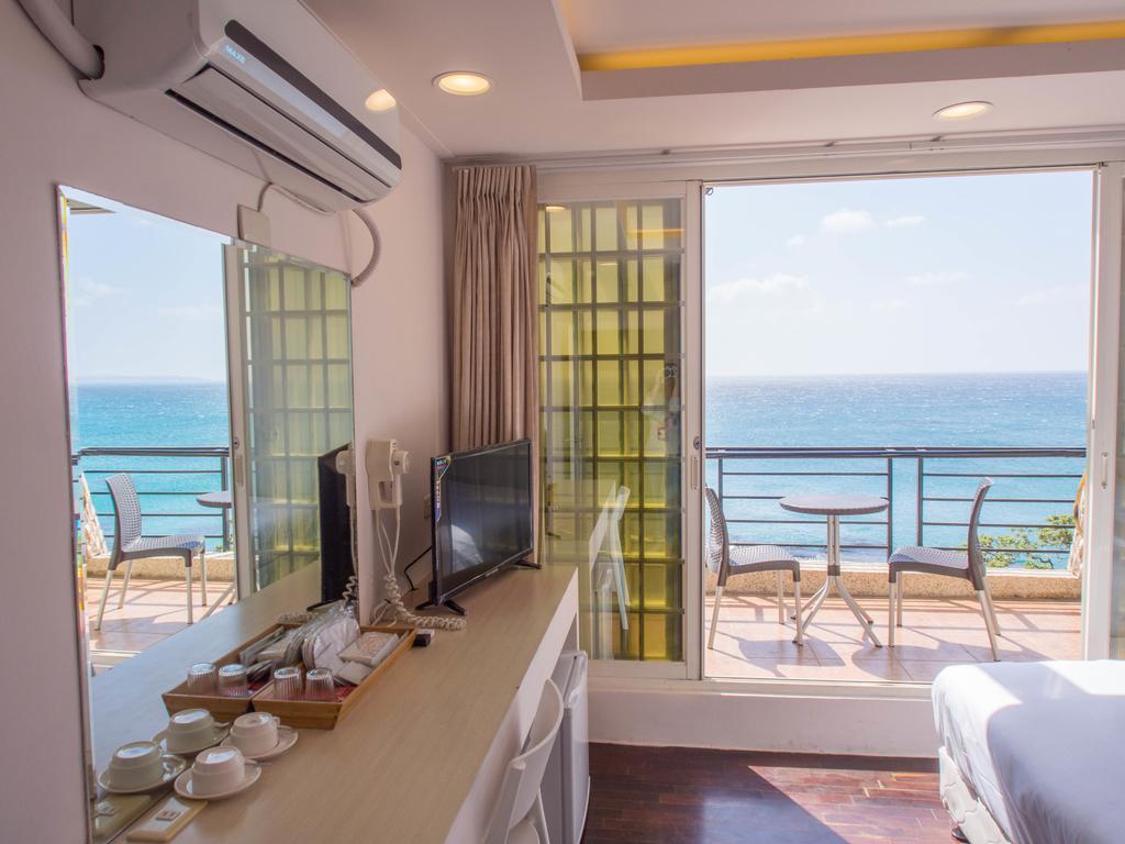 Summer Aura B&B Shanjiao ภายนอก รูปภาพ